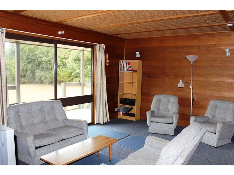 72-74 McINDOE AVENUE, Venus Bay VIC 3956