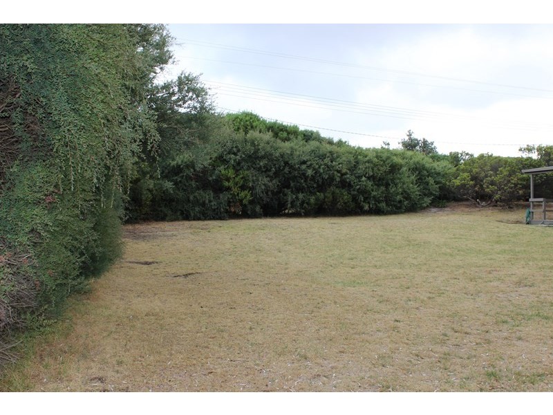 72 McIndoe Ave, Venus Bay VIC 3956