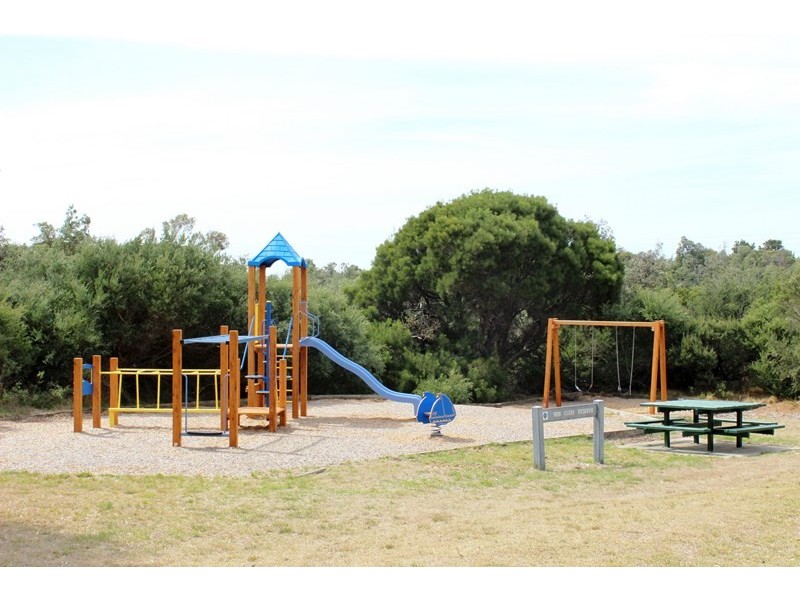 8 SHANE STREET, Venus Bay VIC 3956