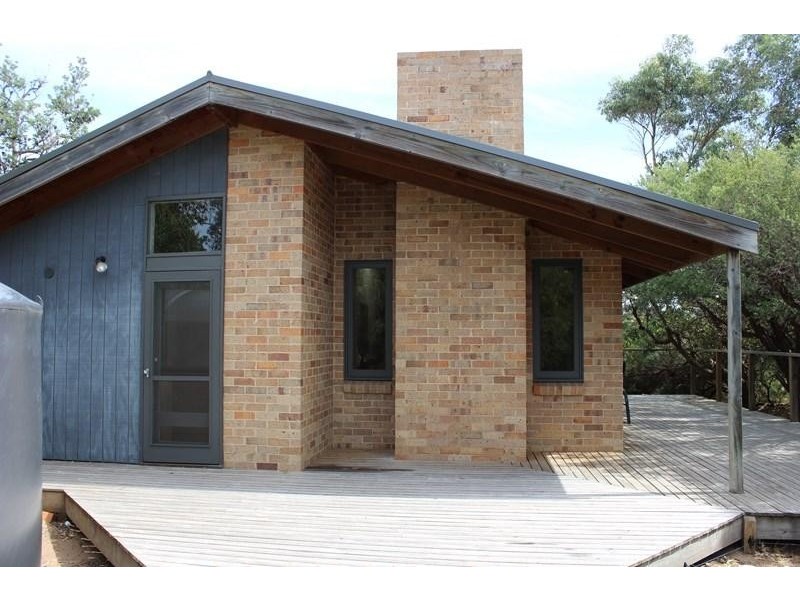 6 SHANE STREET, Venus Bay VIC 3956