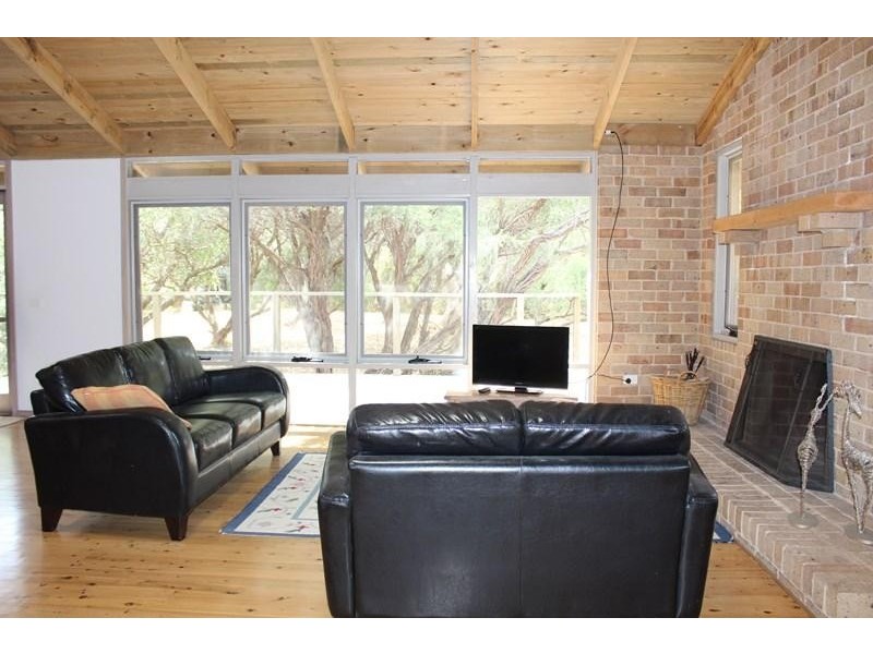 6 SHANE STREET, Venus Bay VIC 3956