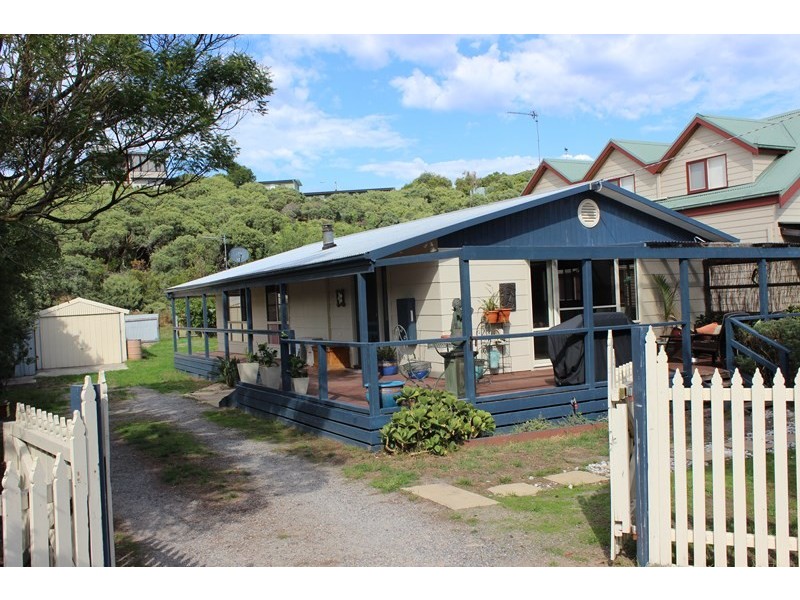 77 CANTERBURY ROAD, Venus Bay VIC 3956