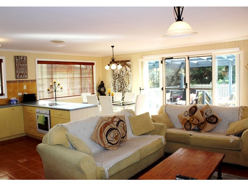 77 CANTERBURY ROAD, Venus Bay VIC 3956