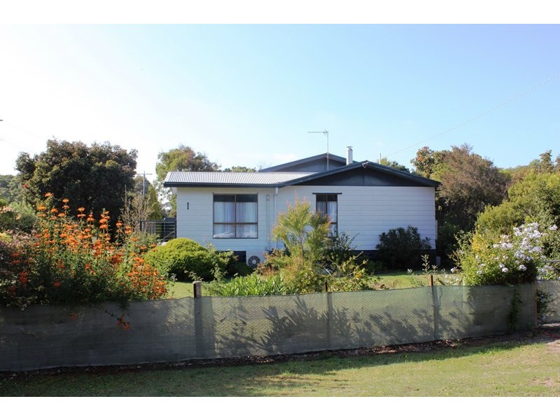 1 MARS STREET, Venus Bay VIC 3956