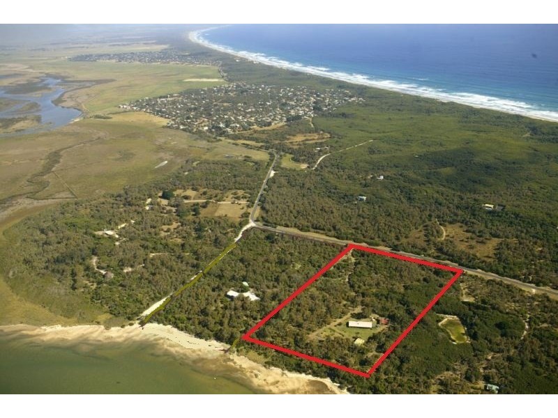 810 LEES ROAD, Venus Bay VIC 3956