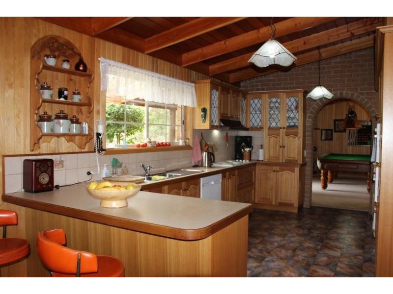 810 LEES ROAD, Venus Bay VIC 3956