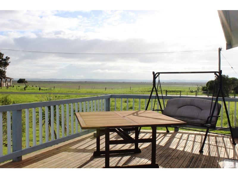 46 CENTRE ROAD, Venus Bay VIC 3956