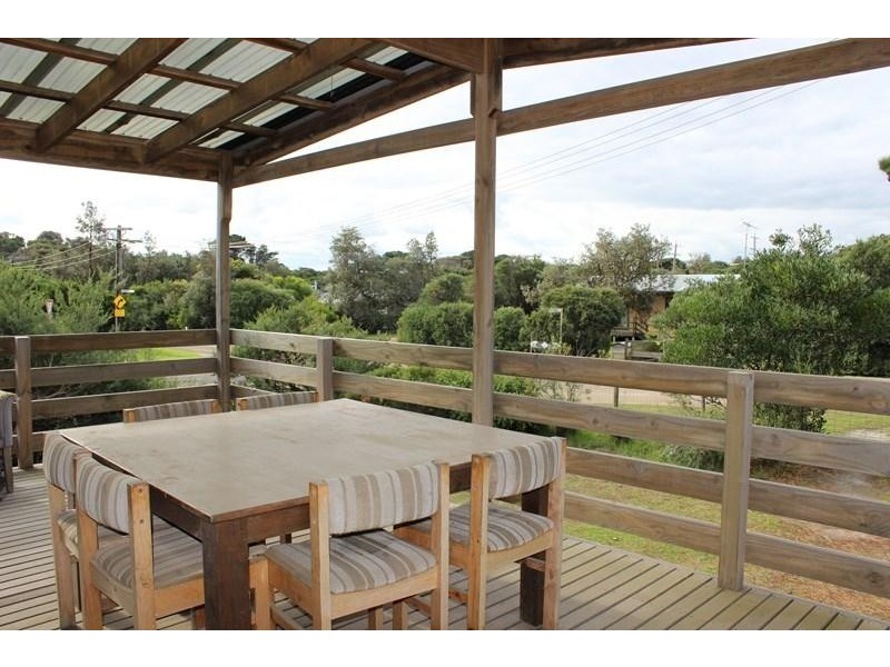 77 ATHERTON DRIVE, Venus Bay VIC 3956