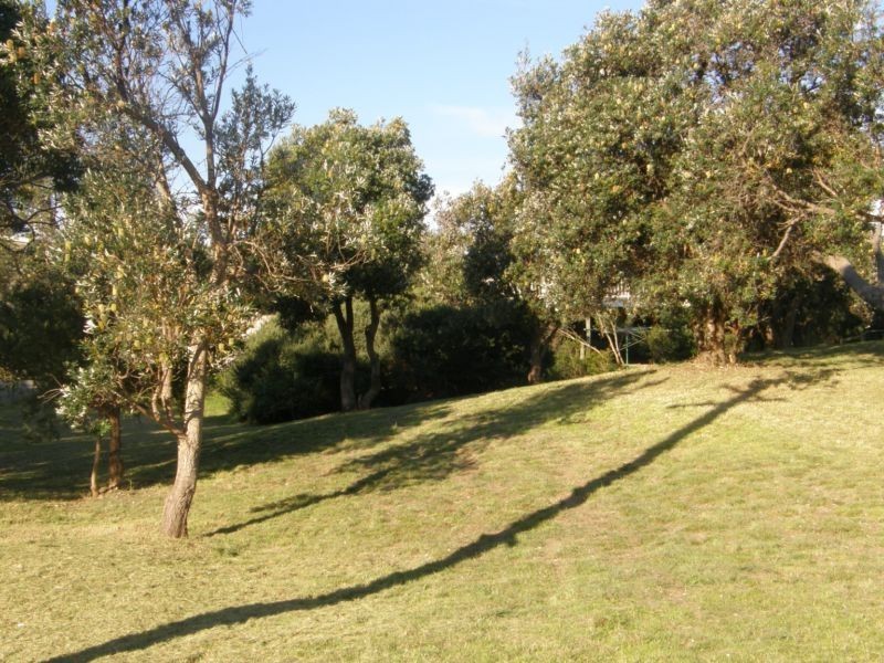 6 WEBSTER AVENUE, Venus Bay VIC 3956