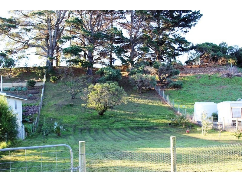 93 PANDORA AVENUE, Venus Bay VIC 3956