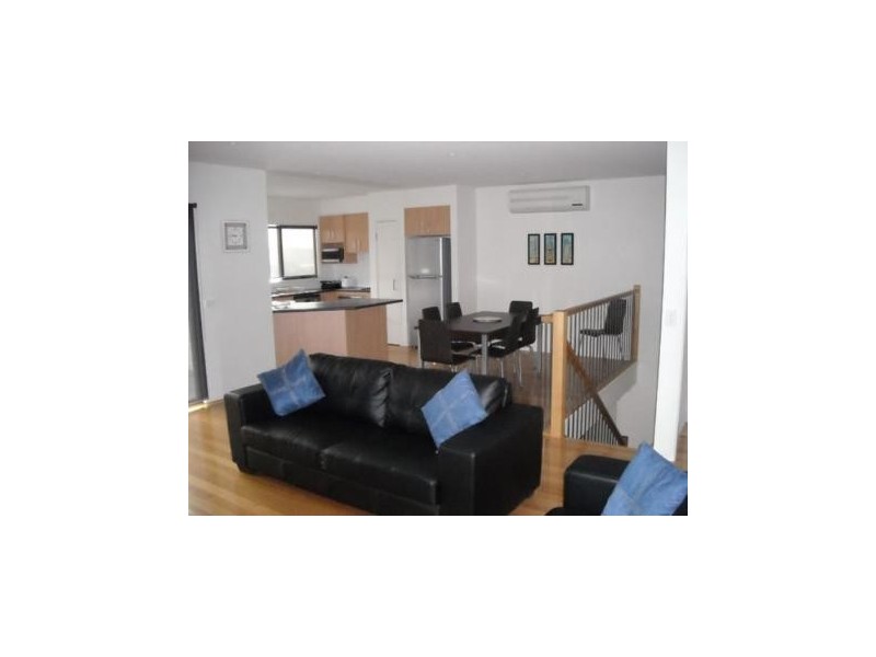 8 LANDSCAPE DRIVE, Venus Bay VIC 3956