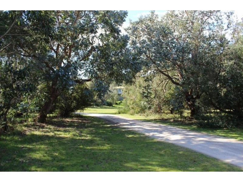 804 LEES ROAD, Venus Bay VIC 3956