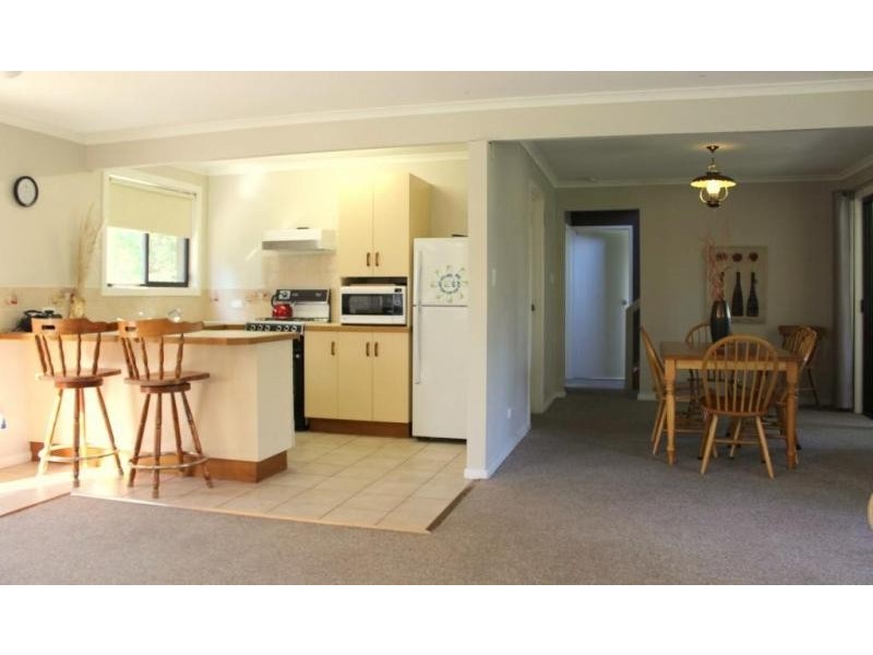 804 LEES ROAD, Venus Bay VIC 3956