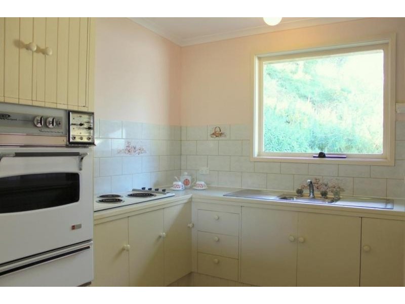 11 CONSTANCE CRESCENT, Venus Bay VIC 3956