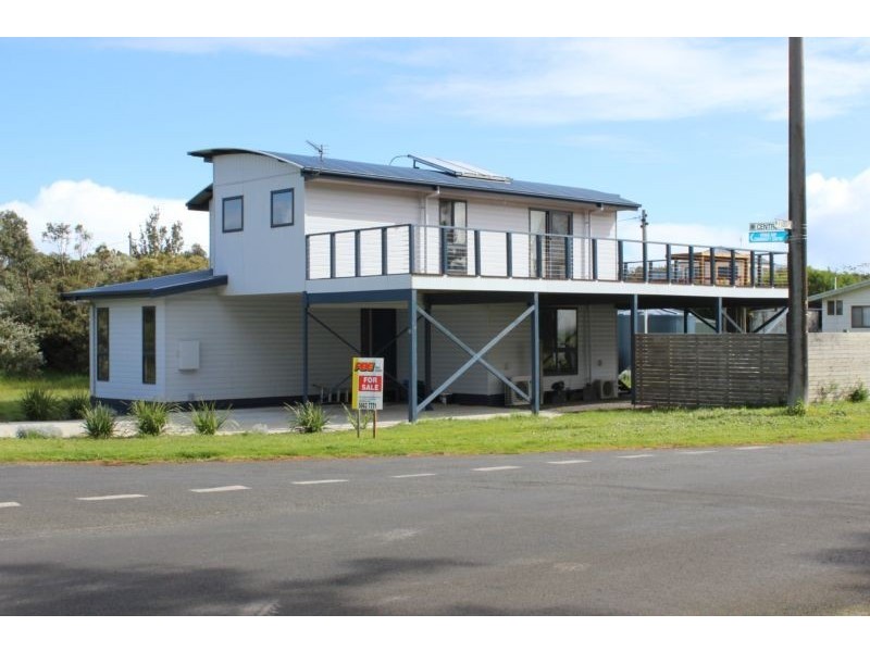 45 CENTRE ROAD, Venus Bay VIC 3956