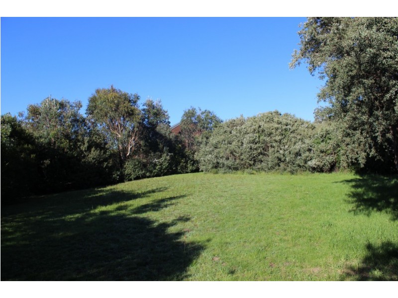 40 BRADLEY AVENUE, Venus Bay VIC 3956