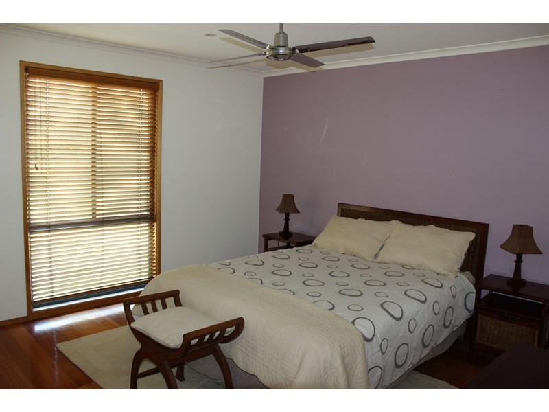 49 MCINDOE AVENUE, Venus Bay VIC 3956