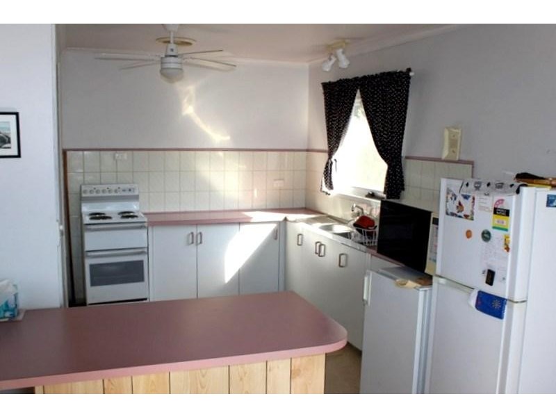 27 CONDON CRESCENT, Venus Bay VIC 3956