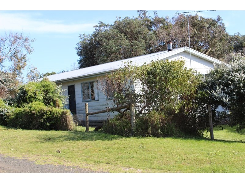 27 CONDON CRESCENT, Venus Bay VIC 3956