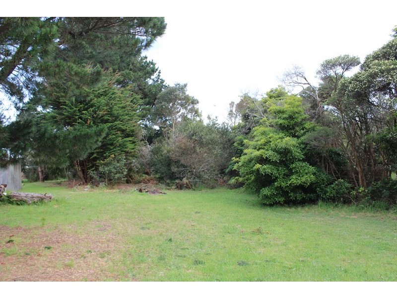 11 SEAVIEW DRIVE, Walkerville VIC 3956