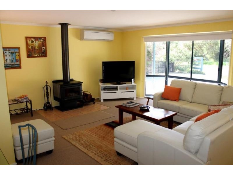 193 JUPITER BOULEVARD, Venus Bay VIC 3956
