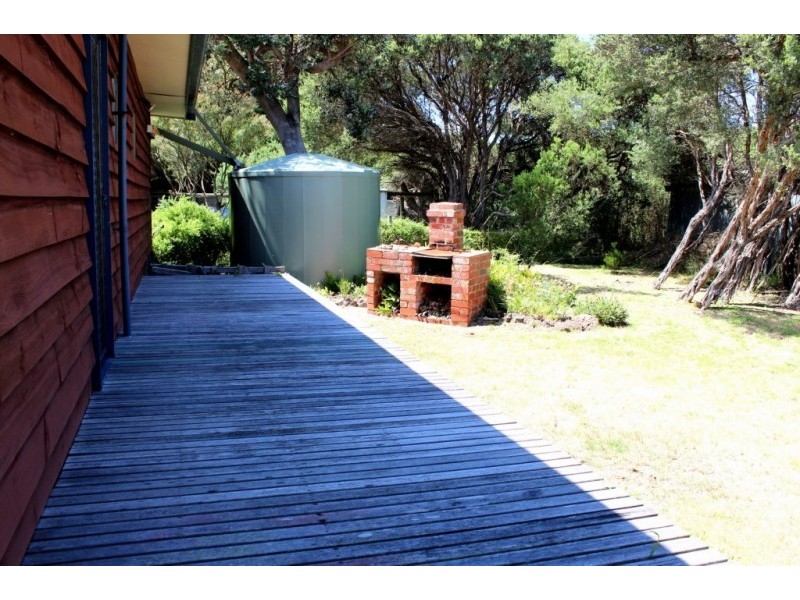 65 CANTERBURY ROAD, Venus Bay VIC 3956
