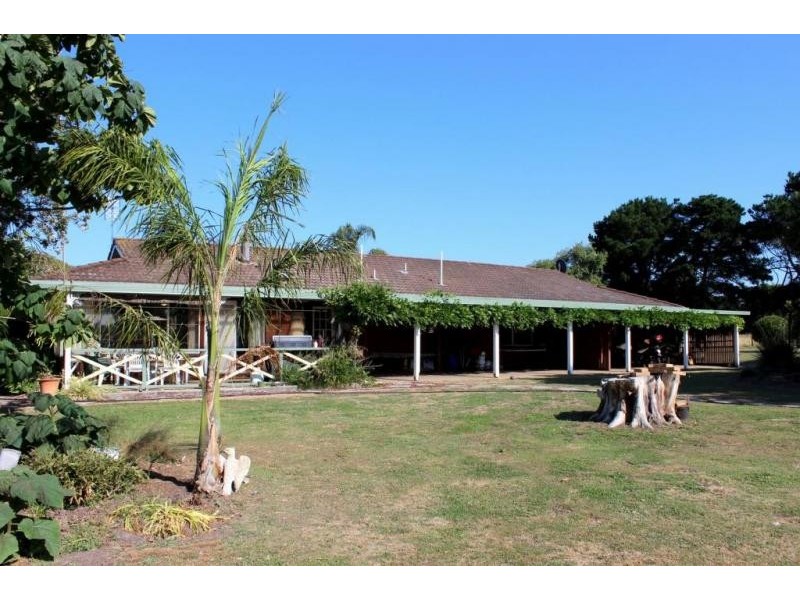 205 MEENIYAN PROMONTORY ROAD, Meeniyan VIC 3956