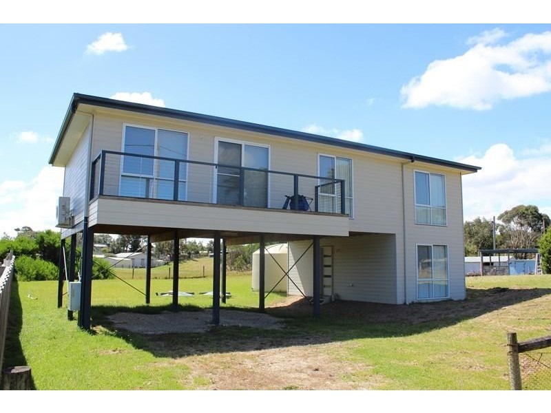 6 PLUTO DRIVE, Venus Bay VIC 3956