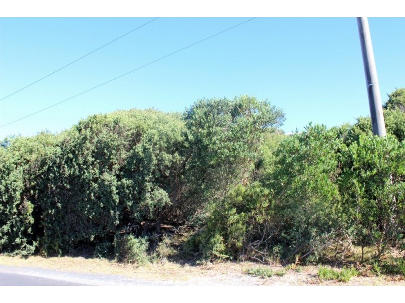 15 ATHERTON DRIVE, Venus Bay VIC 3956