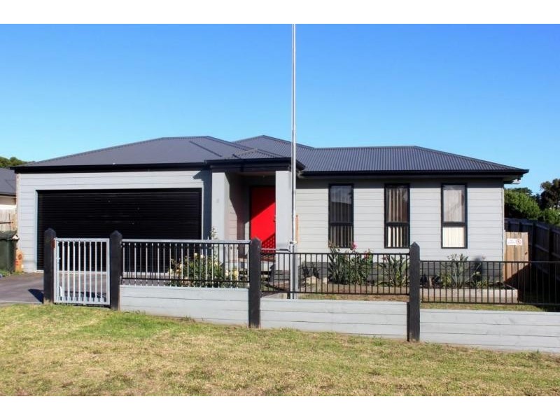 8 PLUTO DRIVE, Venus Bay VIC 3956