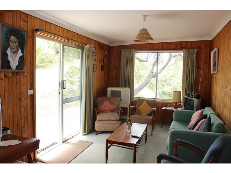 37 PANDORA AVE, Venus Bay VIC 3956