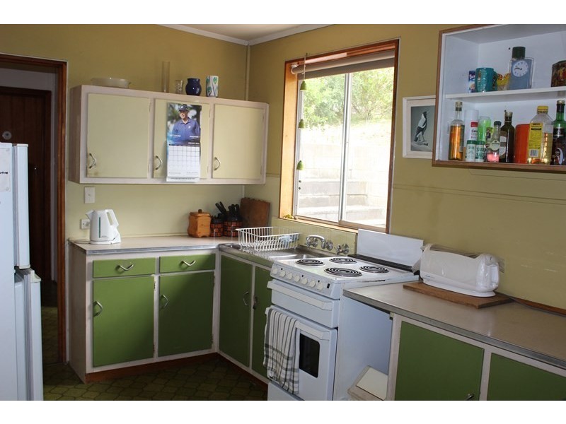 37 PANDORA AVE, Venus Bay VIC 3956