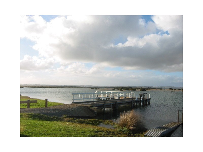 14 FISHERMANS ROAD, Venus Bay VIC 3956