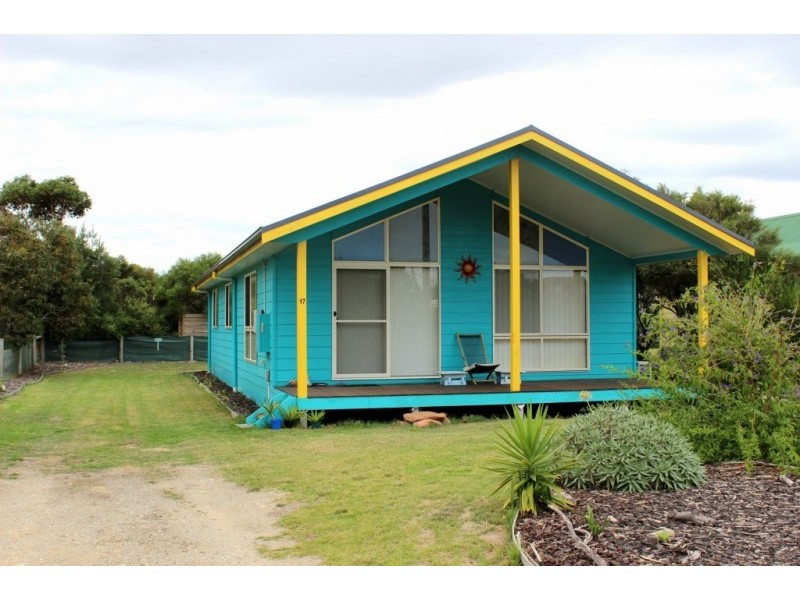 17 JUNO ROAD, Venus Bay VIC 3956