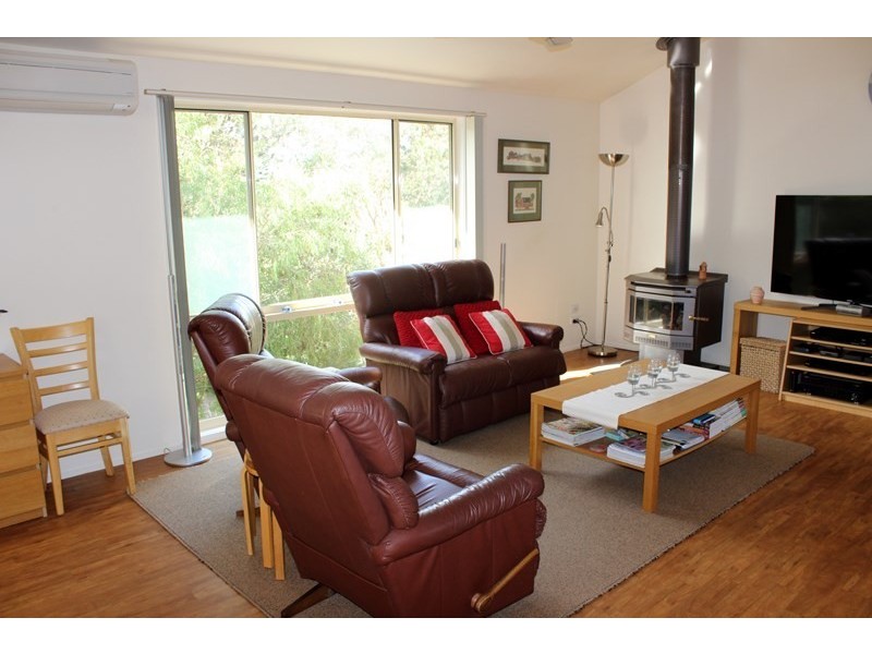33 ST IVES CRESCENT, Venus Bay VIC 3956