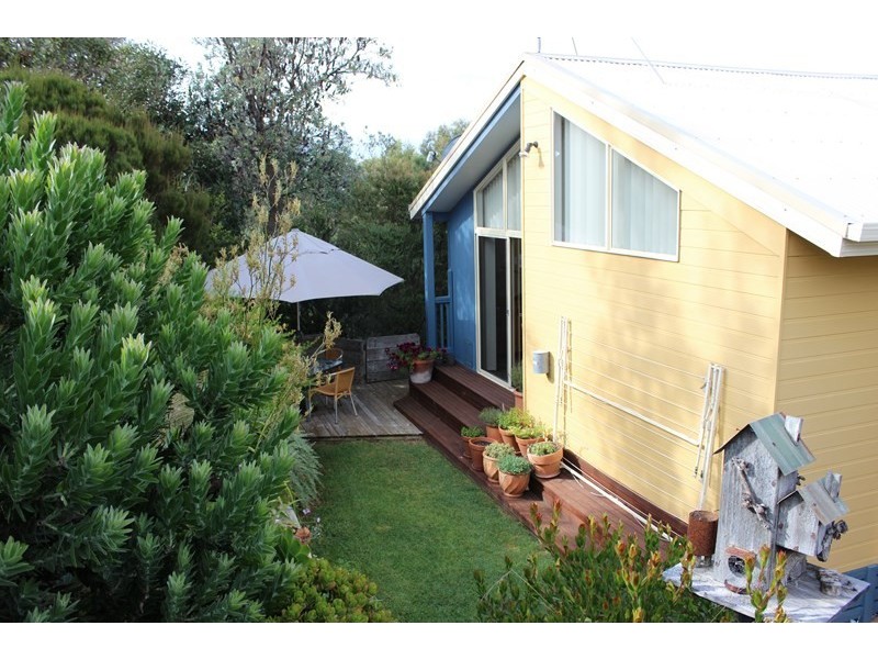 33 ST IVES CRESCENT, Venus Bay VIC 3956