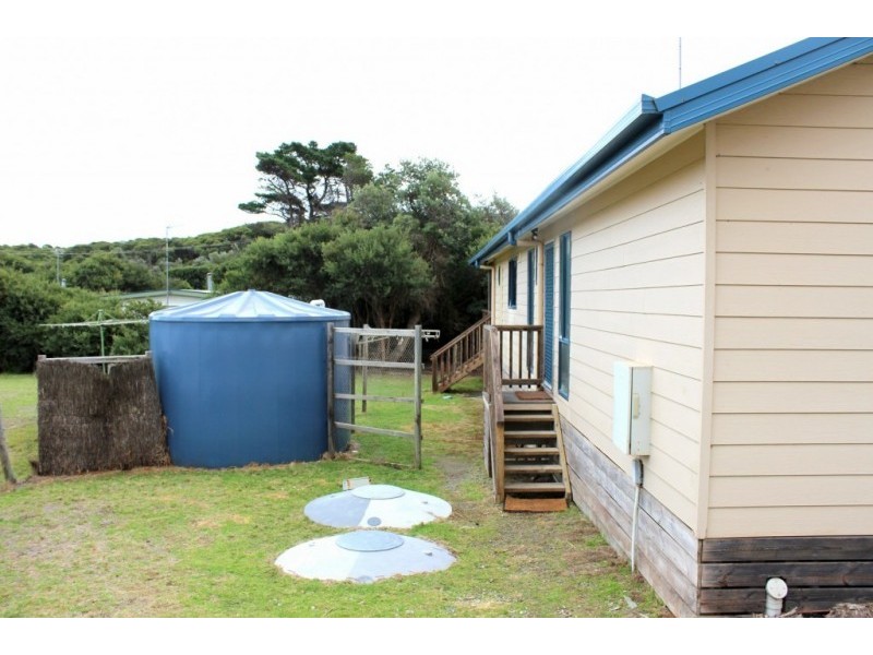 49 MCINDOE AVENUE, Venus Bay VIC 3956