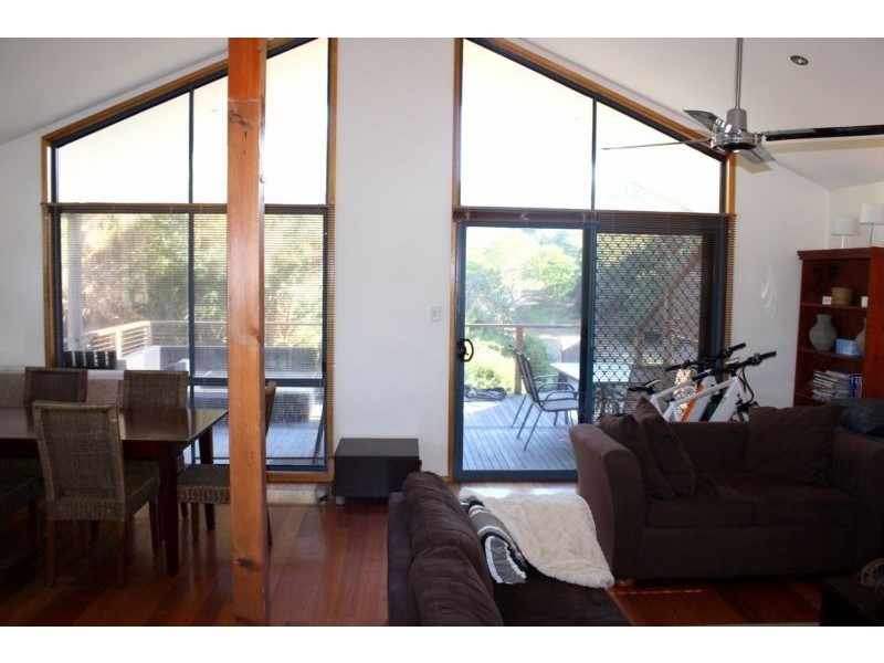 49 MCINDOE AVENUE, Venus Bay VIC 3956