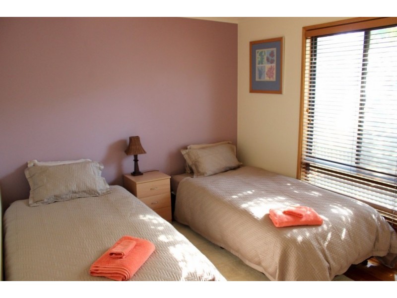 49 MCINDOE AVENUE, Venus Bay VIC 3956