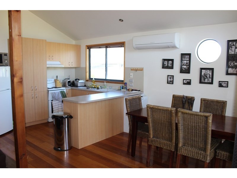 49 MCINDOE AVENUE, Venus Bay VIC 3956