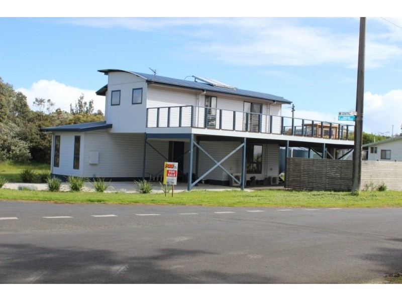 45 CENTRE ROAD, Venus Bay VIC 3956