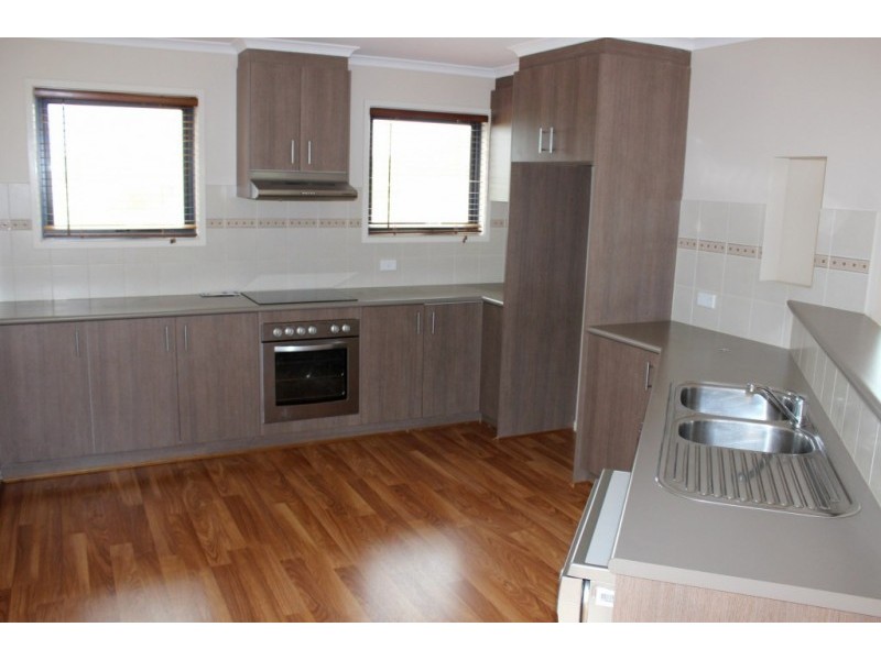 45 CENTRE ROAD, Venus Bay VIC 3956