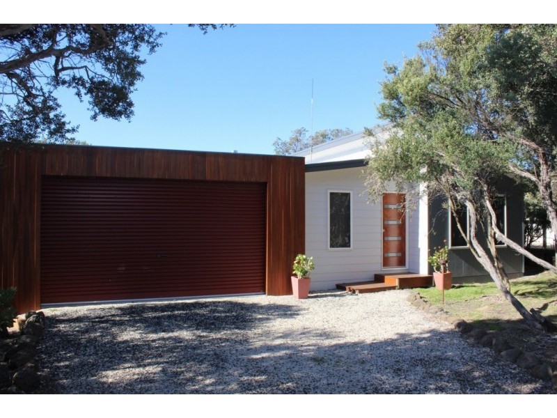 60 ATHERTON DRIVE, Venus Bay VIC 3956