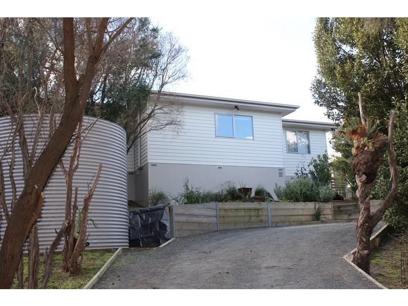 61 LANDSCAPE DRIVE, Venus Bay VIC 3956