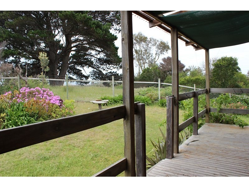 14 JENKINS STREET, Venus Bay VIC 3956