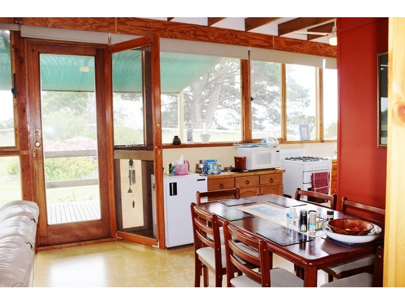 14 JENKINS STREET, Venus Bay VIC 3956