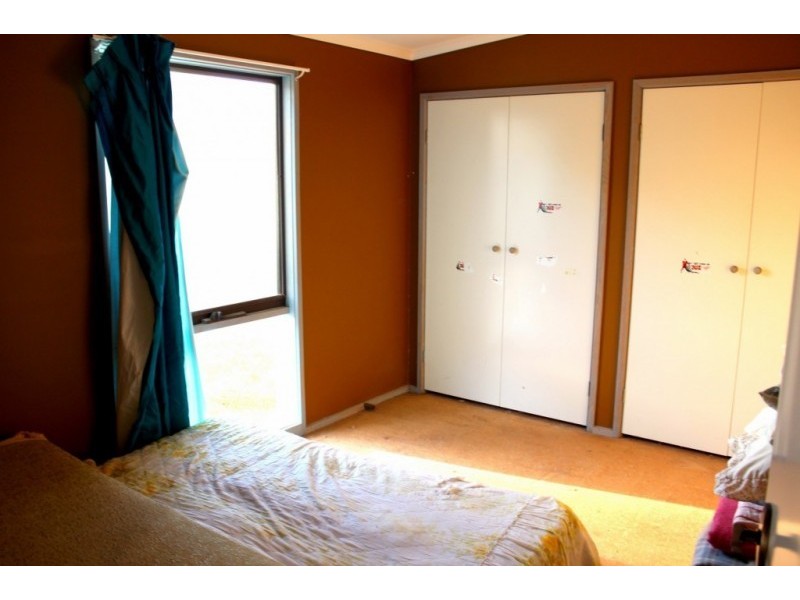 16 CONDON CRESCENT, Venus Bay VIC 3956