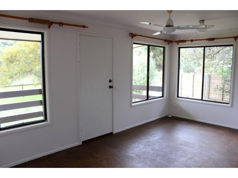 38 JUPITER BOULEVARD, Venus Bay VIC 3956