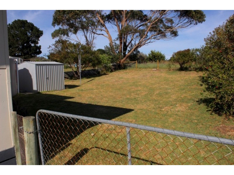 7 LEES ROAD, Venus Bay VIC 3956