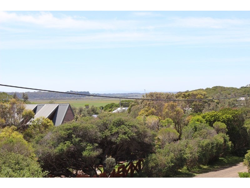 49 BRADLEY AVE, Venus Bay VIC 3956